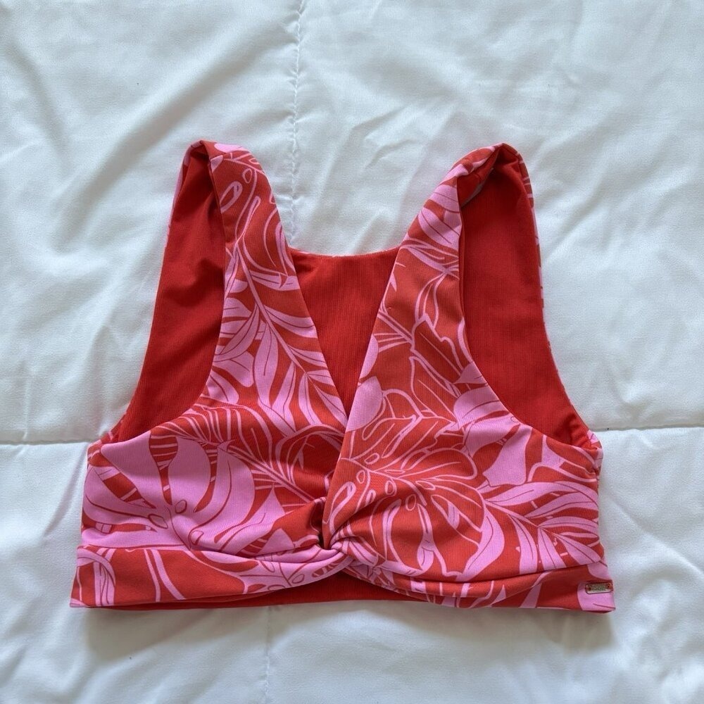 Victorias Secret PINK Active Ultimate Lightly Lined Gym to Swim Bra Womens Small